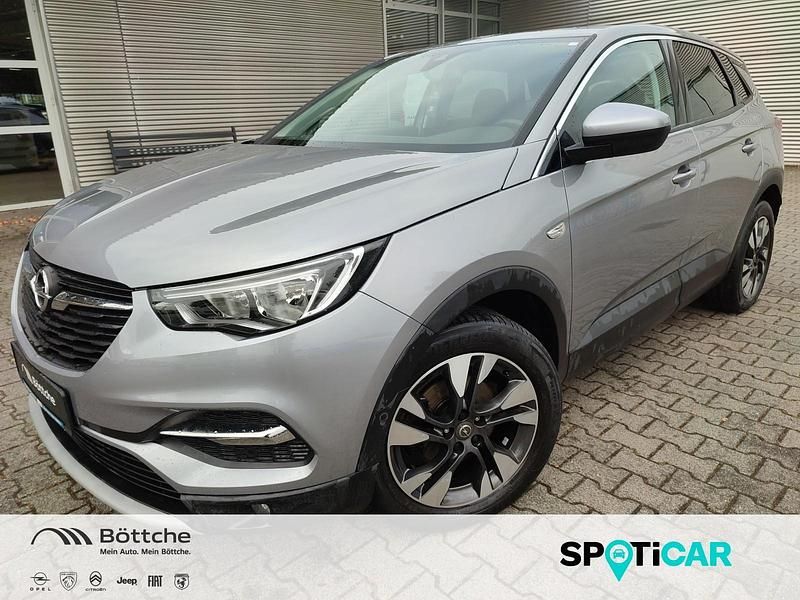 Kontrast grau/quarz silber Gebraucht 2018 Opel Grandland X Innovation SUV | 12.340 € (Fairer Preis) - Bild 1/4