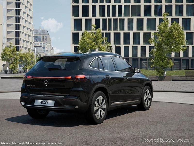 Nowe Mercedes EQA250+ 139 kW (190 KM) 2026 Czarny SUV