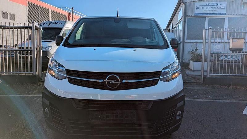 Gebraucht Opel Vivaro-e Combi Edition 122 PS (89 kW) 2020 Weiß Van / Kleinbus