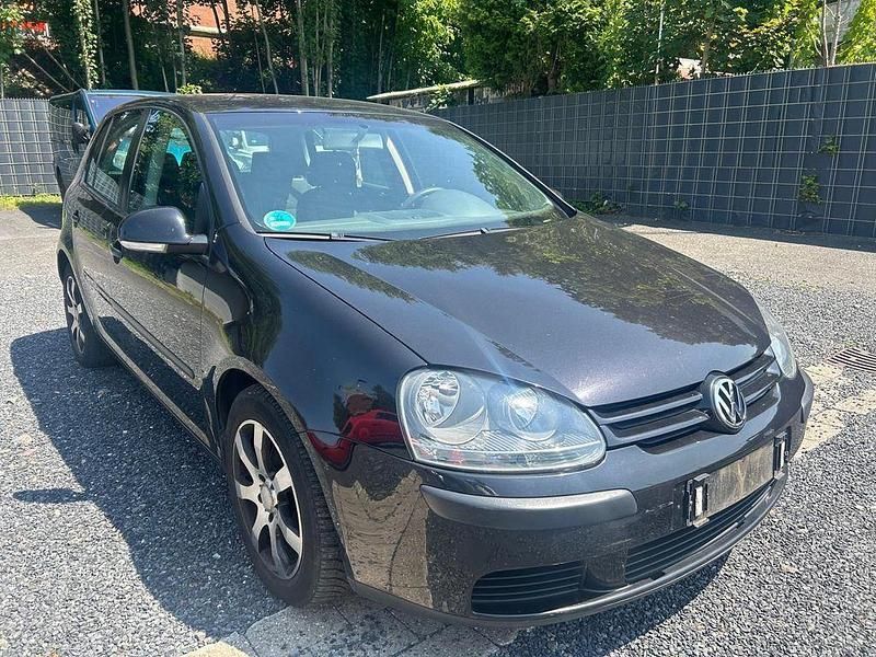 Schwarz Gebraucht 2003 VW Golf IV Trendline Limousine | 1.490 € (Guter Preis) - Bild 1/4