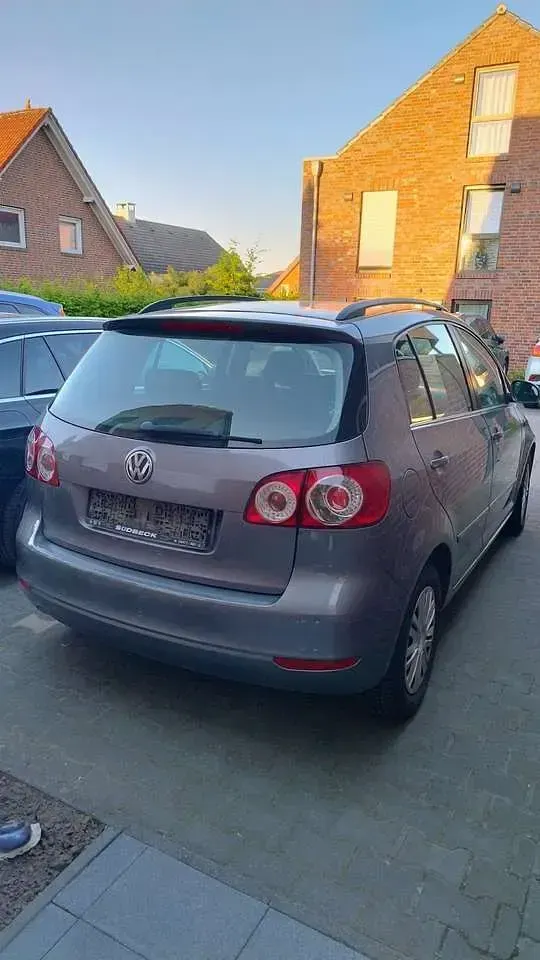 Usata VW Golf VI Trendline 80 CV (58 kW) 2010 Grigio Utilitaria