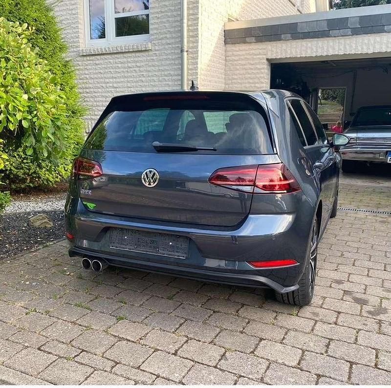 Gebraucht VW Golf VII GTE 150 PS (110 kW) 2017 Blau