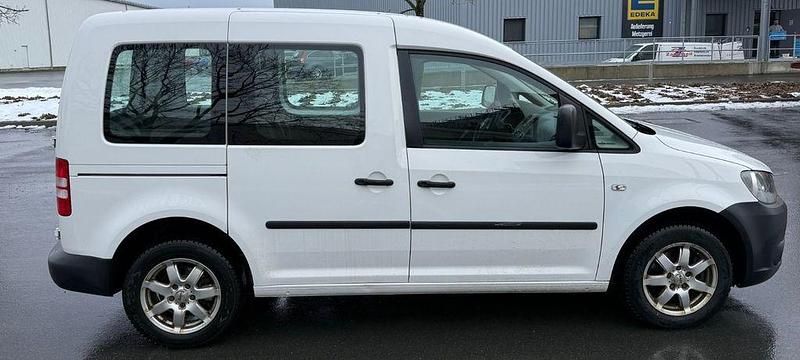 Gebraucht VW Caddy 102 PS (75 kW) 2015 Weiß Van / Kleinbus
