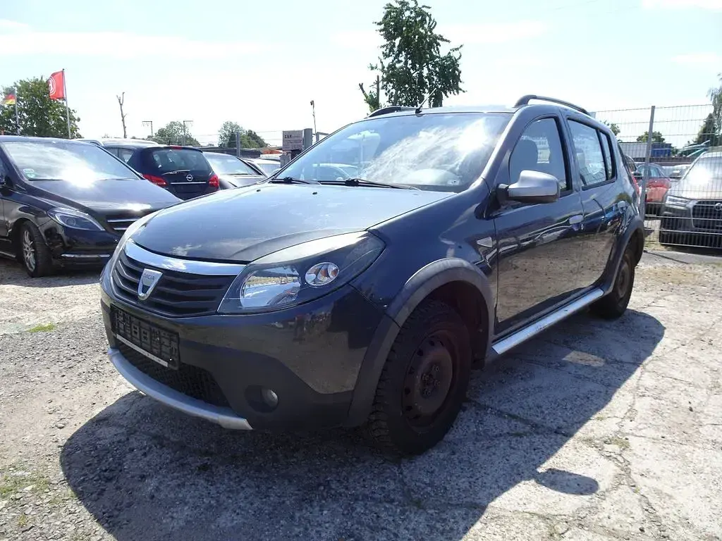 Gebraucht Dacia Sandero Stepway 84 PS (61 kW) 2011 Schwarz SUV