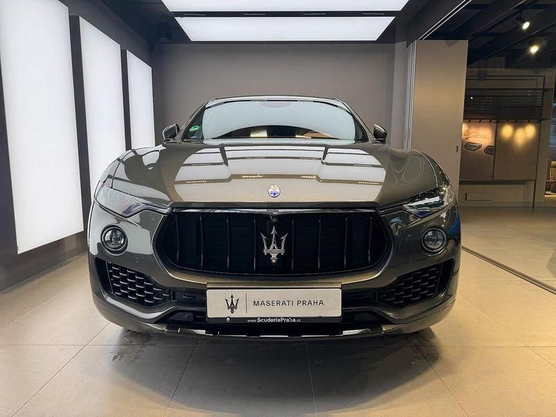 Gebraucht Maserati Levante 275 PS (202 kW) 2018 Grün SUV