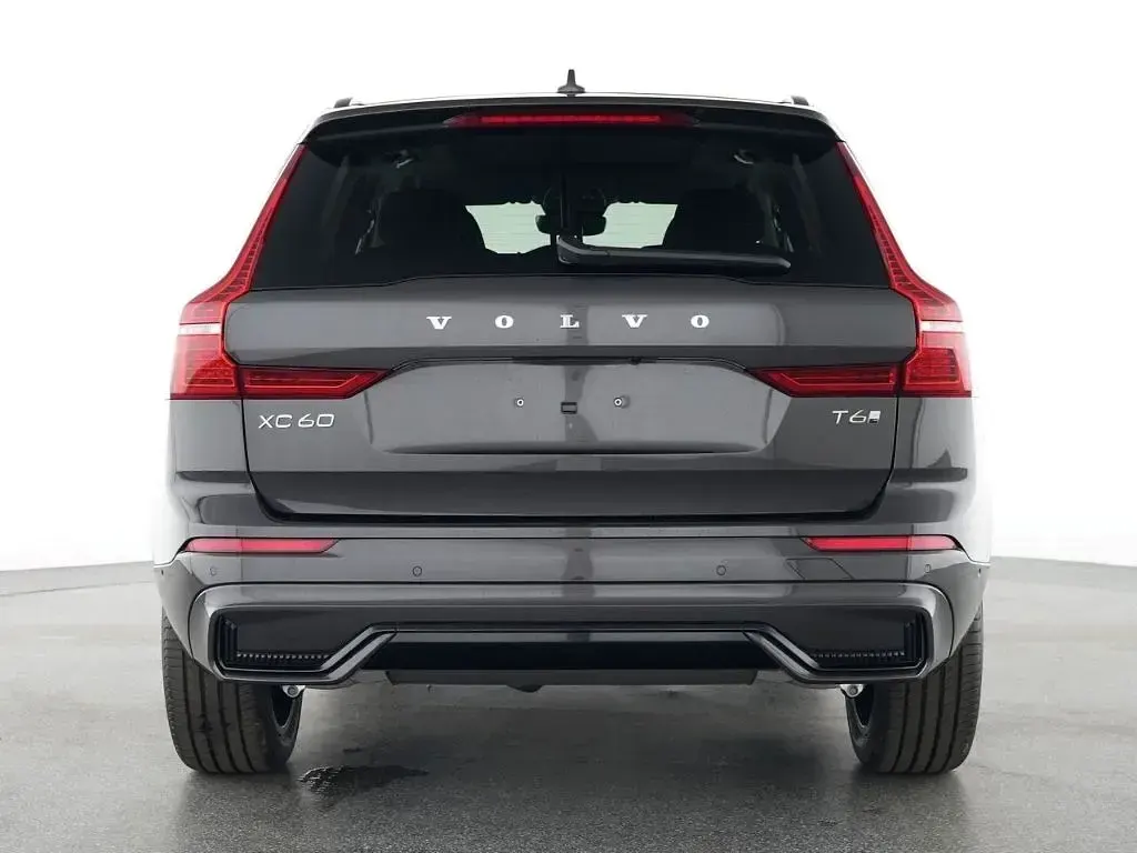 Gebraucht Volvo XC60 Plus 398 PS (292 kW) 2025 Grau SUV