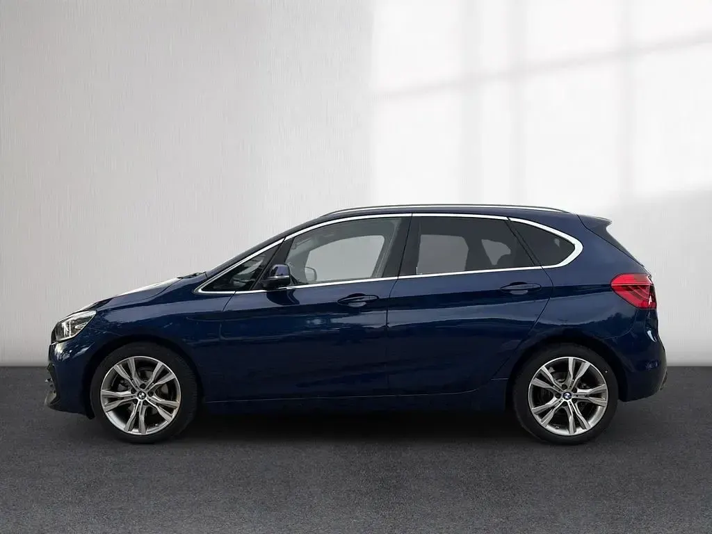 Gebraucht BMW 218 Active Tourer Sport Line 140 PS (102 kW) 2021 Blau Van / Kleinbus