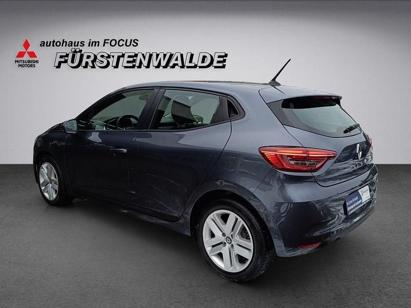 Gebraucht Renault Clio V Zen 91 PS (66 kW) 2021 Grau Limousine