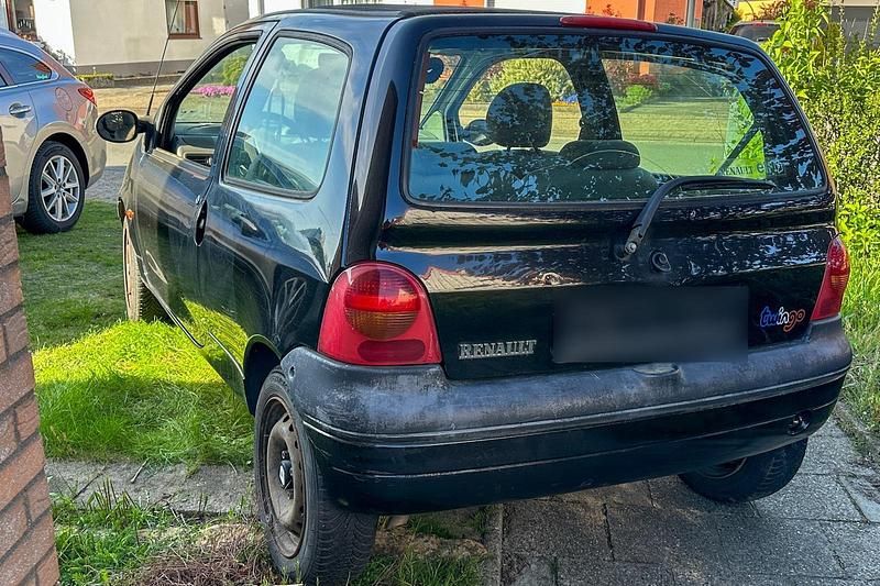 Usata Renault Twingo 58 CV (42 kW) 2002 Nero Utilitaria