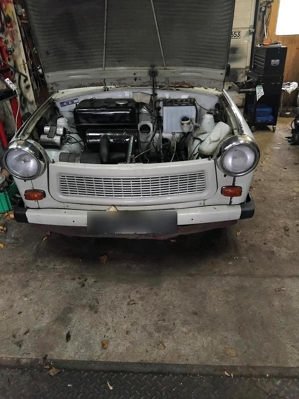 Gebraucht Trabant 601 26 PS (19 kW) 1998 Weiß Limousine