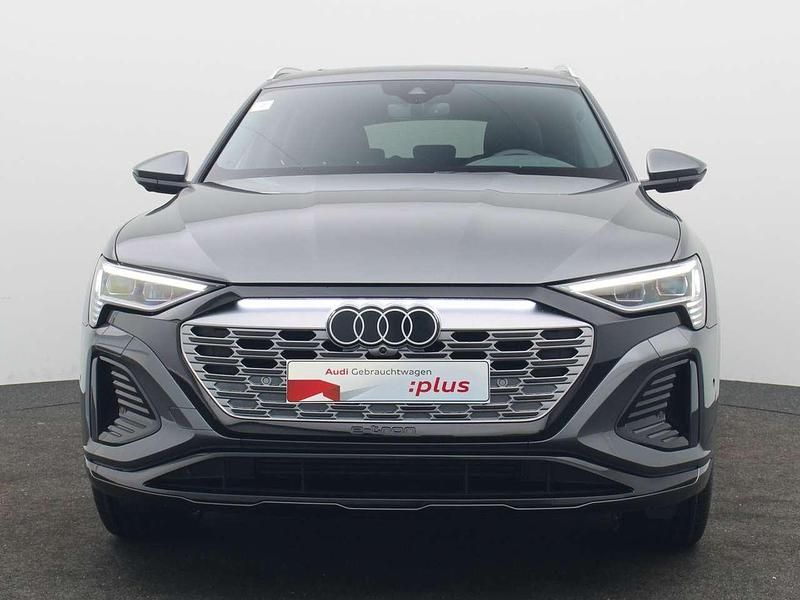 Gebraucht Audi Q8 e-tron S-Line 300 kW (408 PS) 2024 Grau (daytonagrau perleffekt) SUV