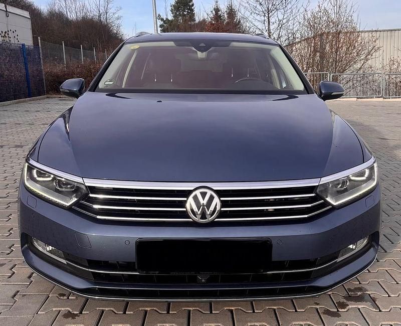 Gebraucht VW Passat 239 PS (175 kW) 2014 Blau Kombi