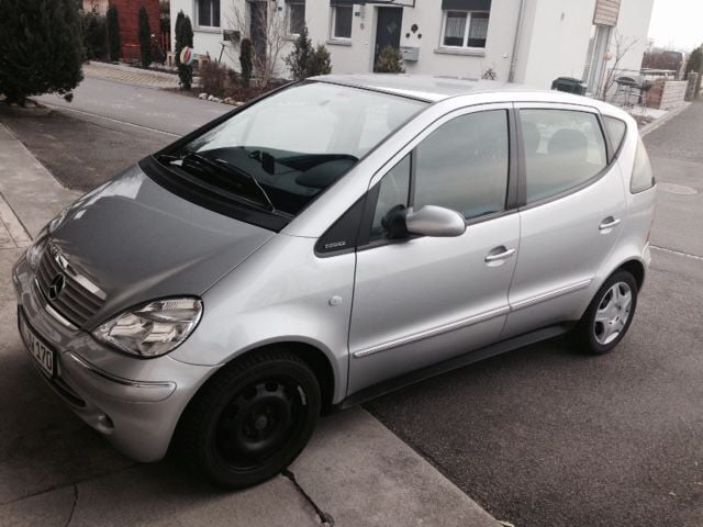 Gebraucht Mercedes A170 Elegance 129 PS (94 kW) 2002 Silber metallic Limousine