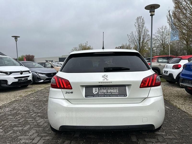 Second-hand Peugeot 308 131 CP (96 kW) 2018 Alb Berlinǎ