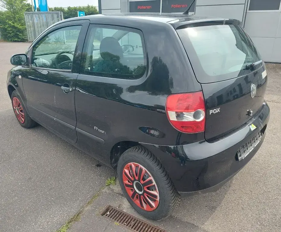 Used VW Fox 54 HP (39 kW) 2008 Black Hatchback