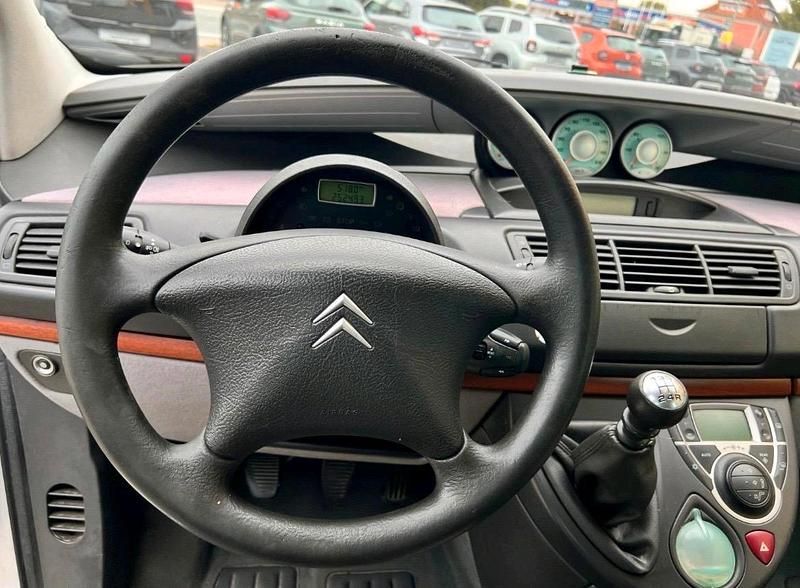 Silber Gebraucht 2005 Citroën C8 Van / Kleinbus | 2.000 € (Fairer Preis) - Bild 1/4