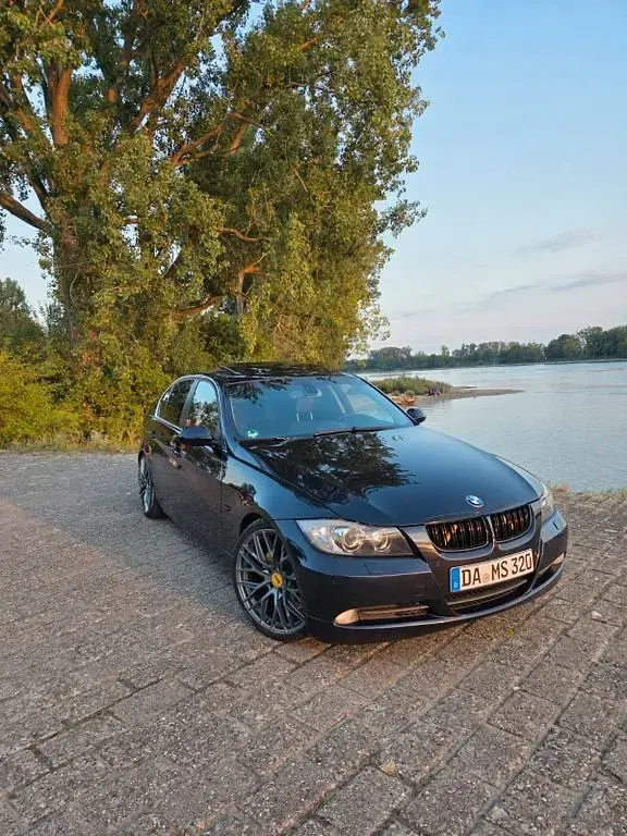 Gebraucht BMW 325 Performance 218 PS (160 kW) 2005 Blau Limousine