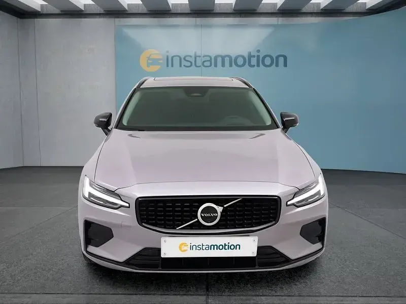 Gebraucht Volvo V60 197 PS (144 kW) 2025 Silber Kombi