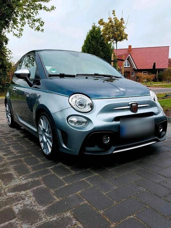 Second-hand Abarth 695C 180 CP (132 kW) 2018 Albastru Cabrio