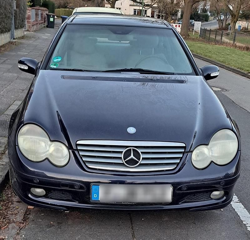 Blau Gebraucht 2004 Mercedes C200 Limousine | 3.600 € (Guter Preis) - Bild 1/4
