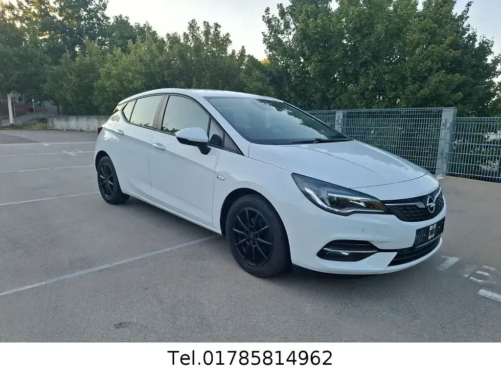 Gebraucht Opel Astra Edition 110 PS (80 kW) 2020 Weiß Limousine