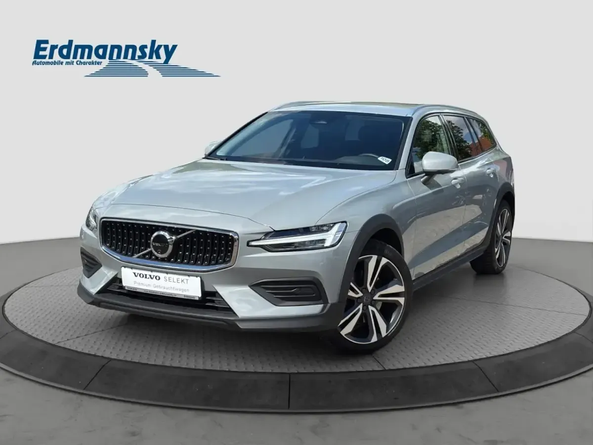 Gebraucht Volvo V60 Plus 197 PS (144 kW) 2024 Kombi