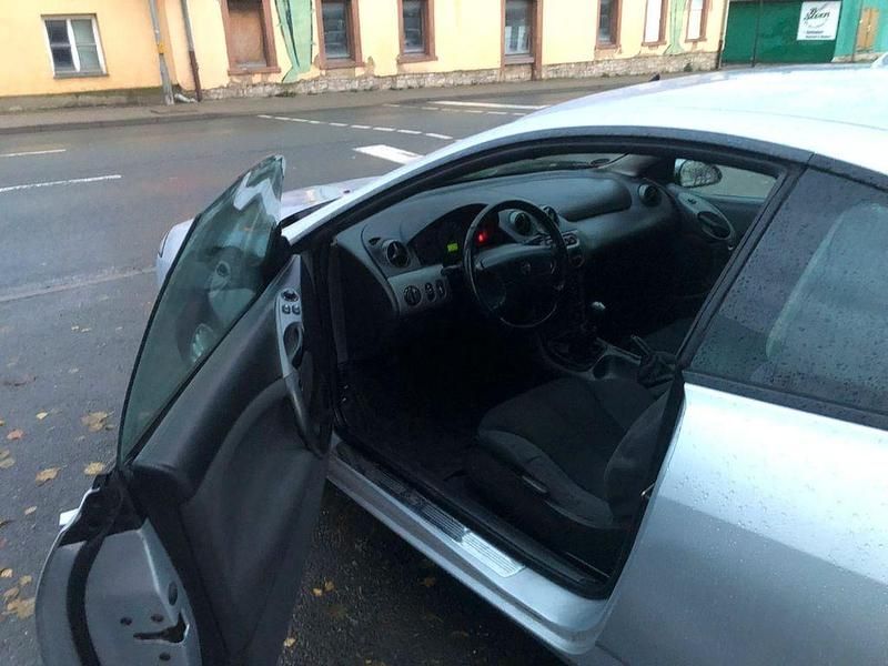 Gebraucht Ford Cougar 131 PS (96 kW) 2000 Silber Coupé