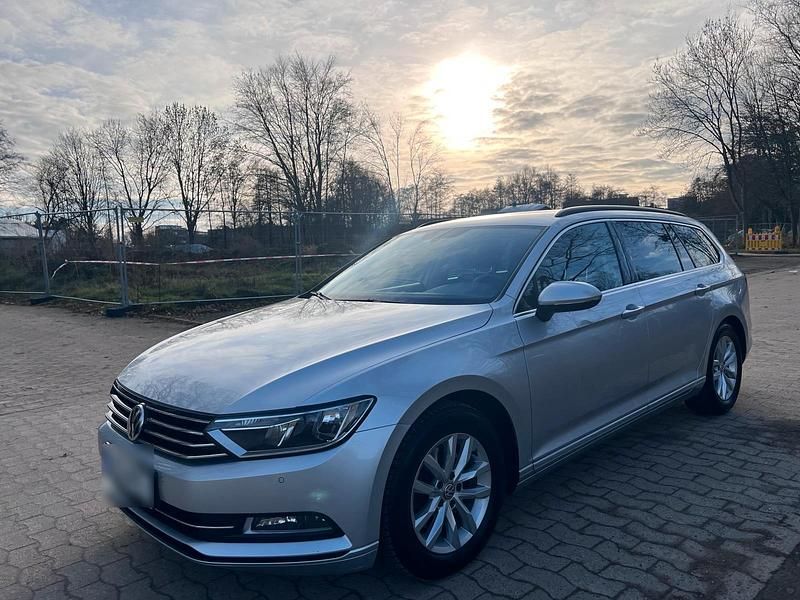 Gebraucht VW Passat 150 PS (110 kW) 2016 Silber Kombi