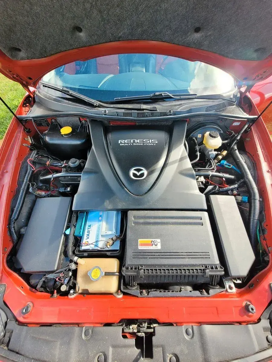 Używany Mazda RX8 192 KM (141 kW) 2004 Czerwony Coupe