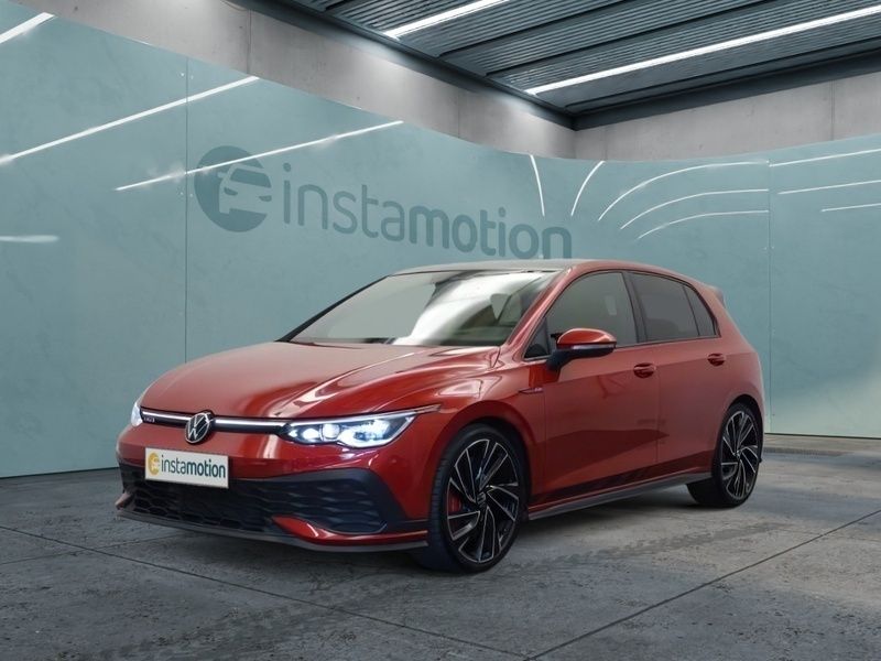 Rot Gebraucht 2021 VW Golf VIII GTI Limousine | 33.249 € (Teuer) - Bild 1/3