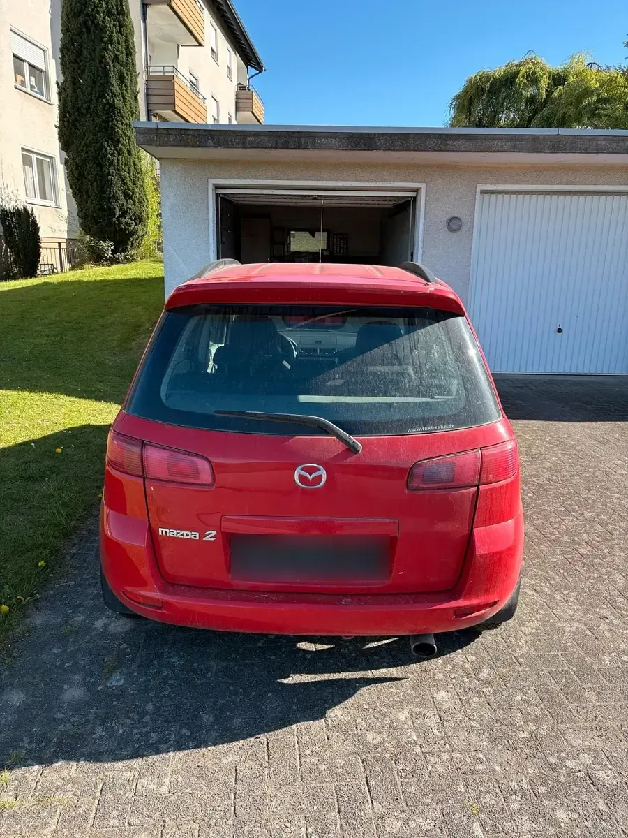 Gebraucht Mazda 2 80 PS (58 kW) 2003 Rot Kleinwagen