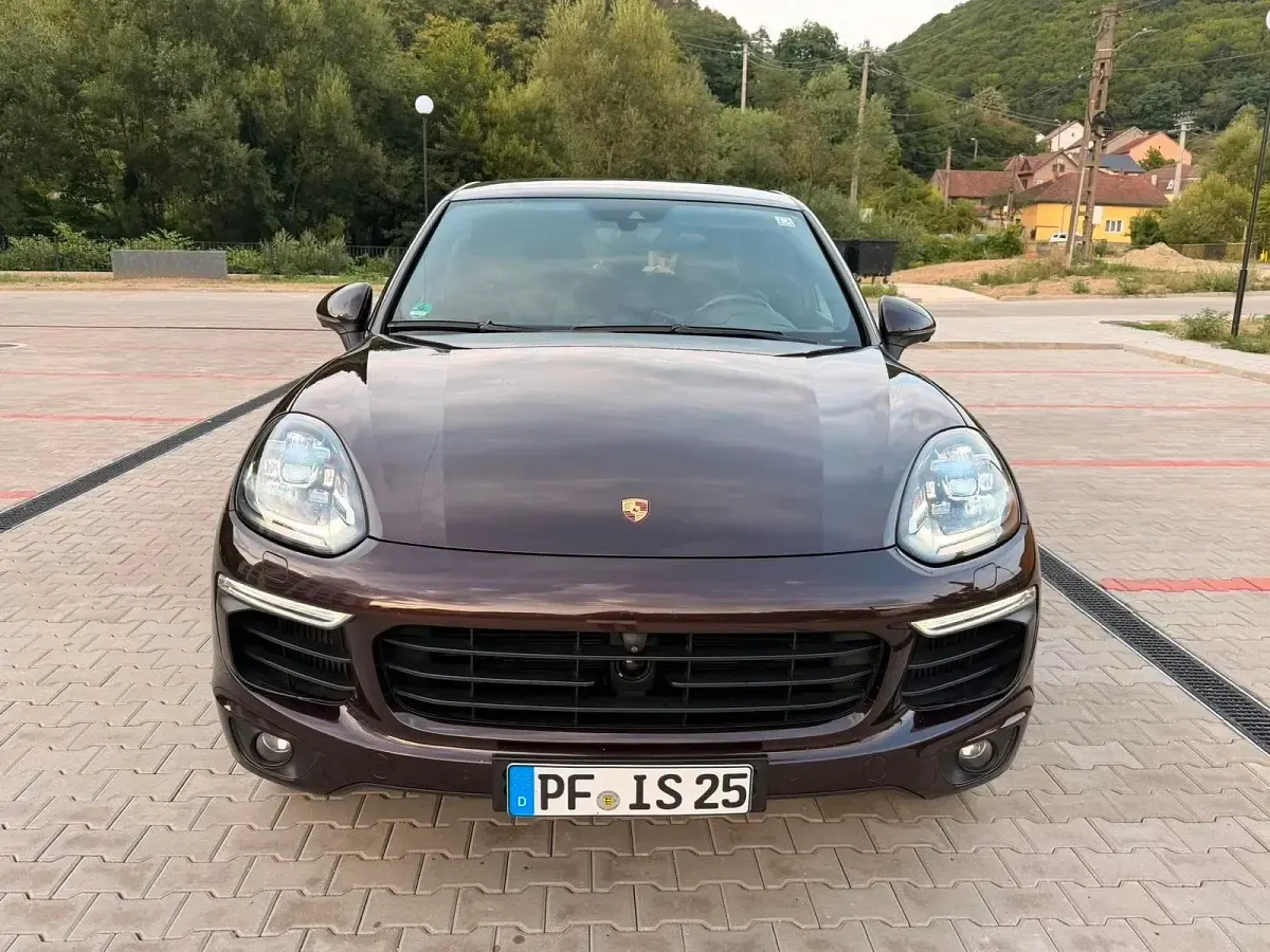 Gebraucht Porsche Cayenne Platinum Edition 265 PS (194 kW) 2017 Andere farben SUV