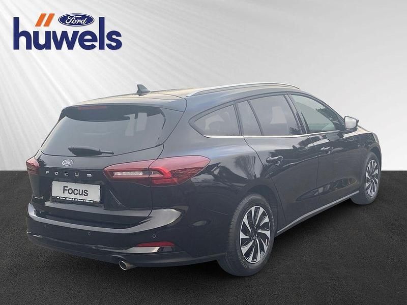 Neu Ford Focus Titanium 155 PS (114 kW) 2025 Obsidianschwarz metallic Kombi
