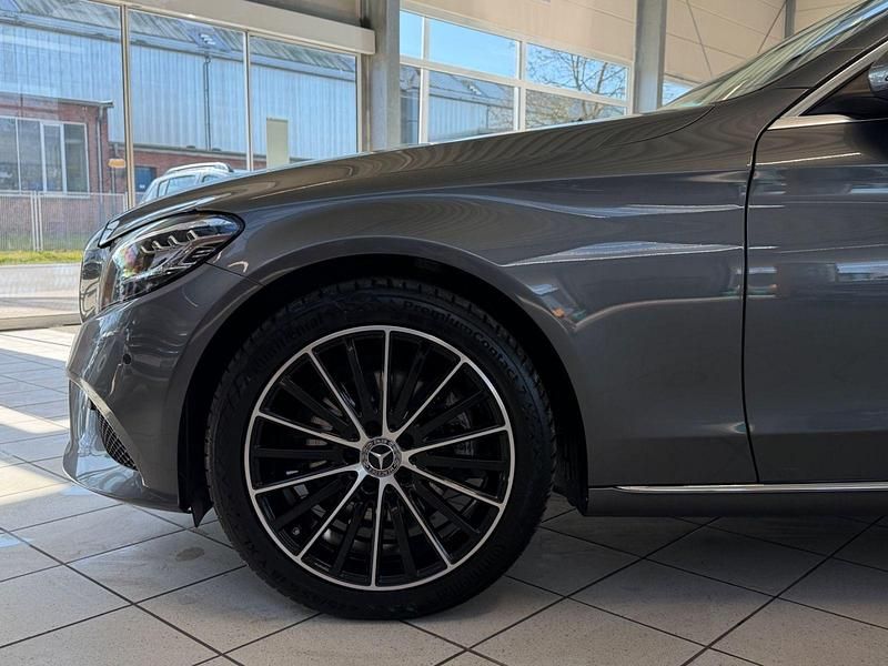 Gebraucht Mercedes C200 Avantgarde 150 PS (110 kW) 2018 Grau Kombi
