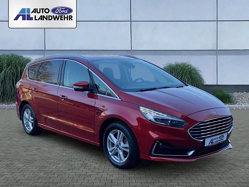 Gebraucht Ford S-MAX Titanium 190 PS (139 kW) 2021 Rot Van / Kleinbus