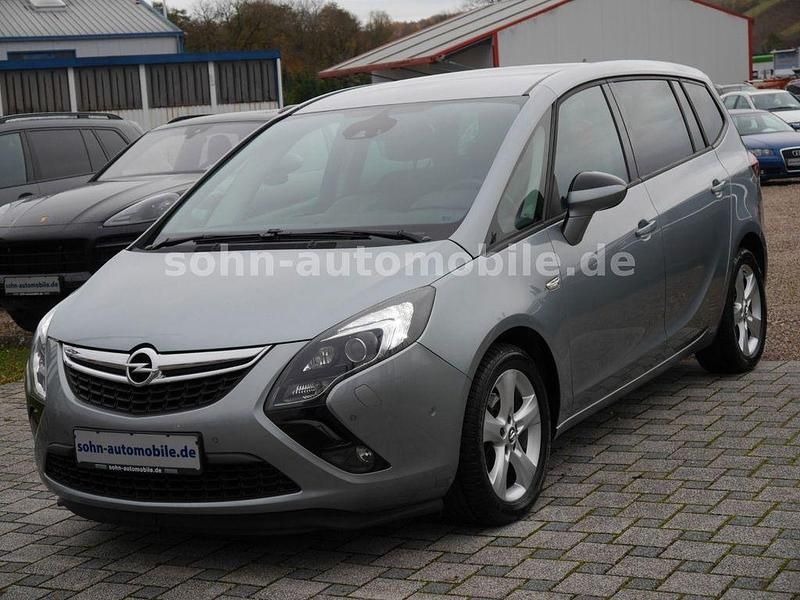 Gebraucht Opel Zafira Tourer Edition 140 PS (102 kW) 2011 Silber Van / Kleinbus