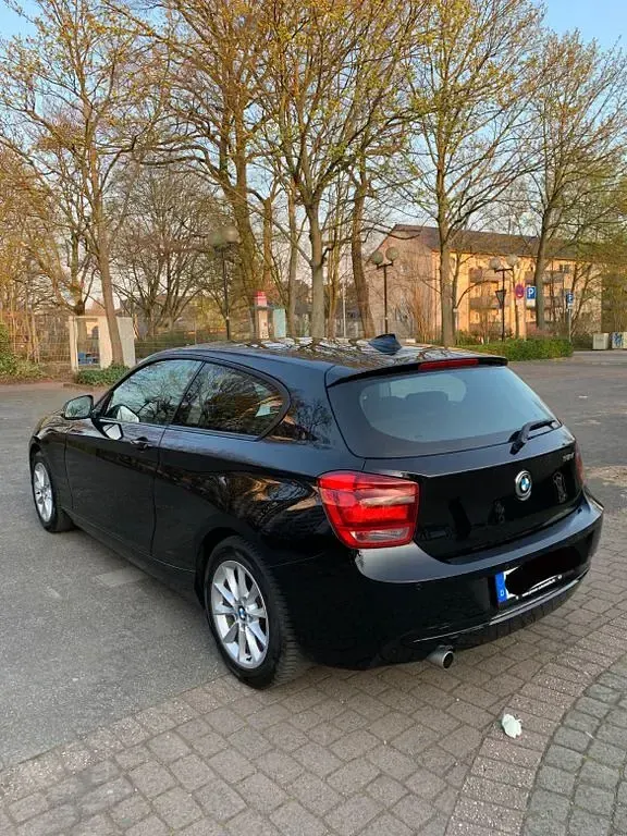 Gebraucht BMW 118 Performance 143 PS (105 kW) 2012 Schwarz Kleinwagen