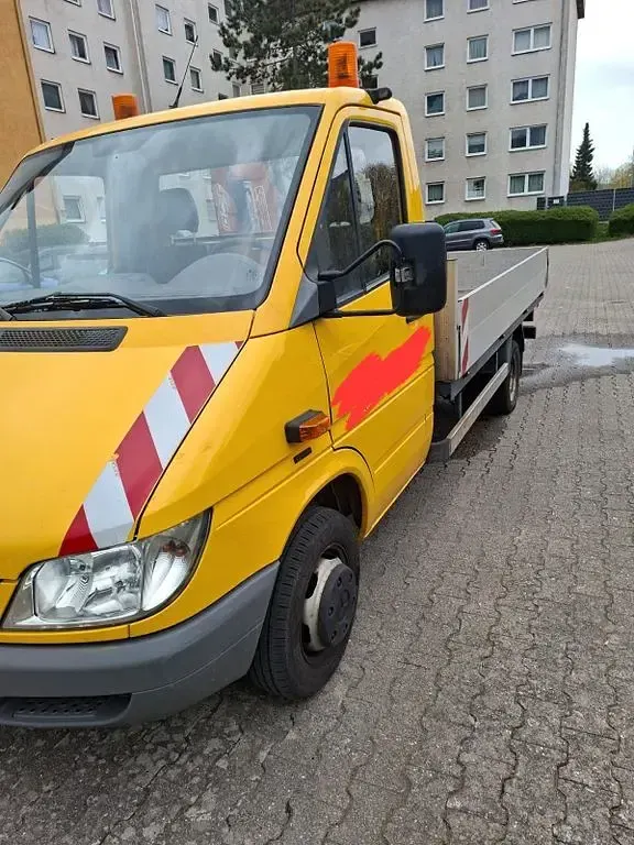Gebraucht Mercedes Sprinter 109 PS (80 kW) 2003 Gelb