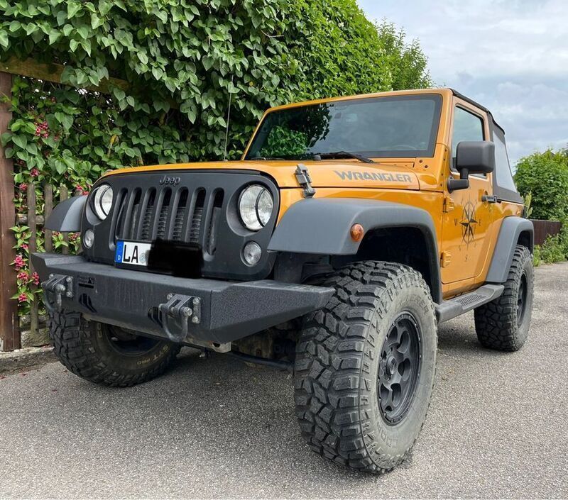 Gelb Gebraucht 2014 Jeep Wrangler Sport SUV | 19.950 € - Bild 1/4