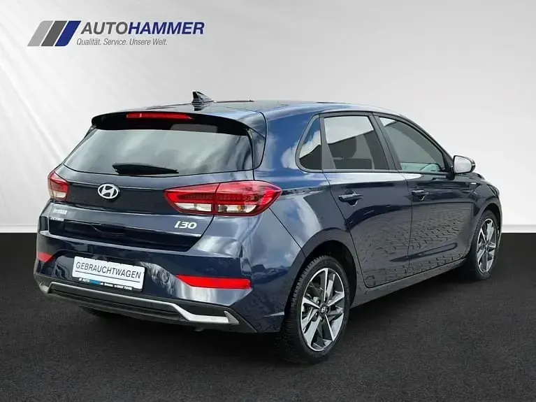 Gebraucht Hyundai i30 Advantage 101 PS (74 kW) 2024 Blau Limousine