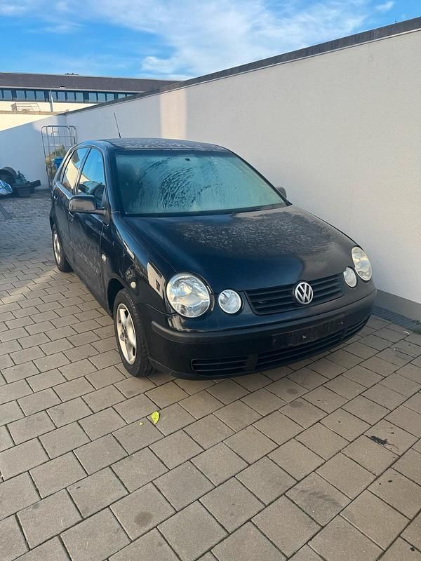 Schwarz Gebraucht 2002 VW Polo Kleinwagen | 700 € (Superpreis) - Bild 1/4