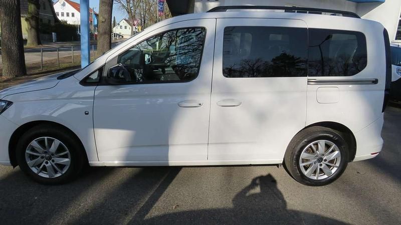 Gebraucht VW Caddy Life 122 PS (89 kW) 2021 Candyweiß Van / Kleinbus