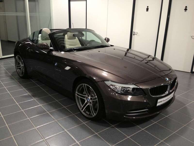Braun Gebraucht 2011 BMW Z4 Cabrio | 18.500 € (Guter Preis) - Bild 1/3