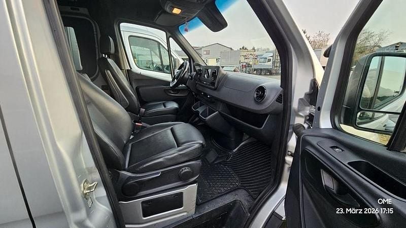Gebraucht Mercedes Sprinter 163 PS (119 kW) 2020 Silber Van