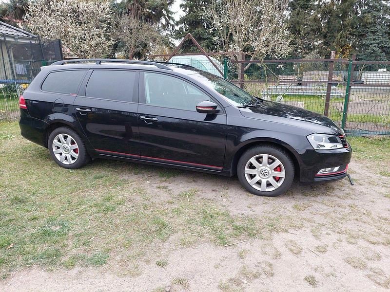Gebraucht VW Passat Trendline 122 PS (89 kW) 2011 Schwarz Kombi