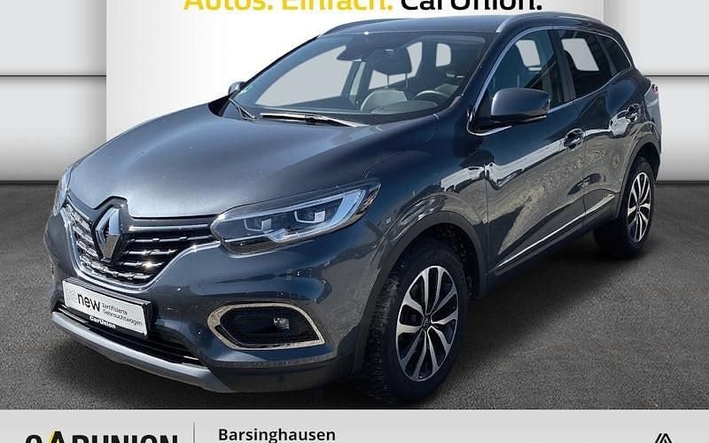 Gebraucht Renault Kadjar Techno 158 PS (116 kW) 2022 Grau SUV