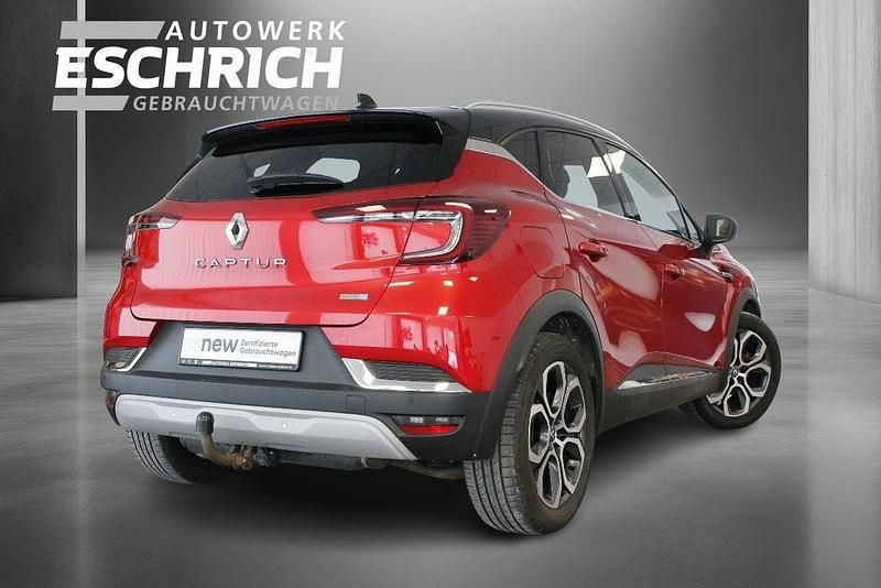 Gebraucht Renault Captur Intens 158 PS (116 kW) 2021 Rot SUV