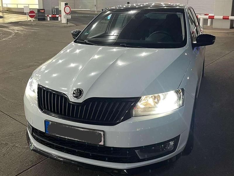 Gebraucht 2016 Skoda Rapid Monte Carlo Kombi | 10.999 € (Guter Preis) - Bild 1/3