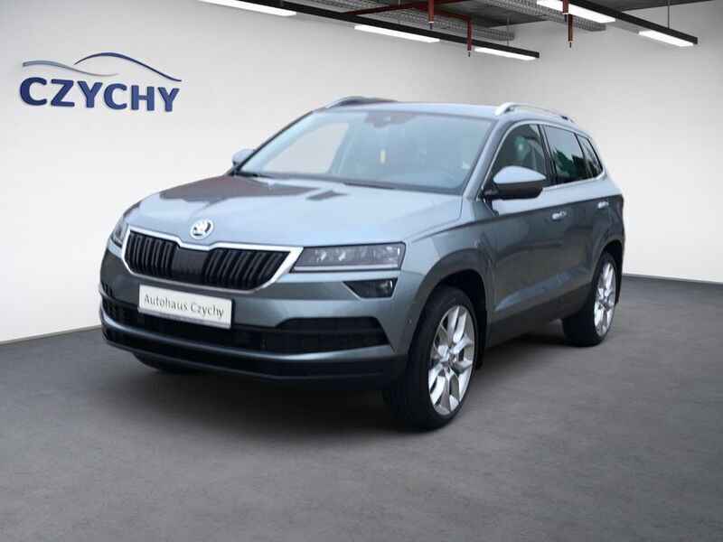 Grau Gebraucht 2018 Skoda Karoq Style SUV | 22.890 € (Fairer Preis) - Bild 1/4