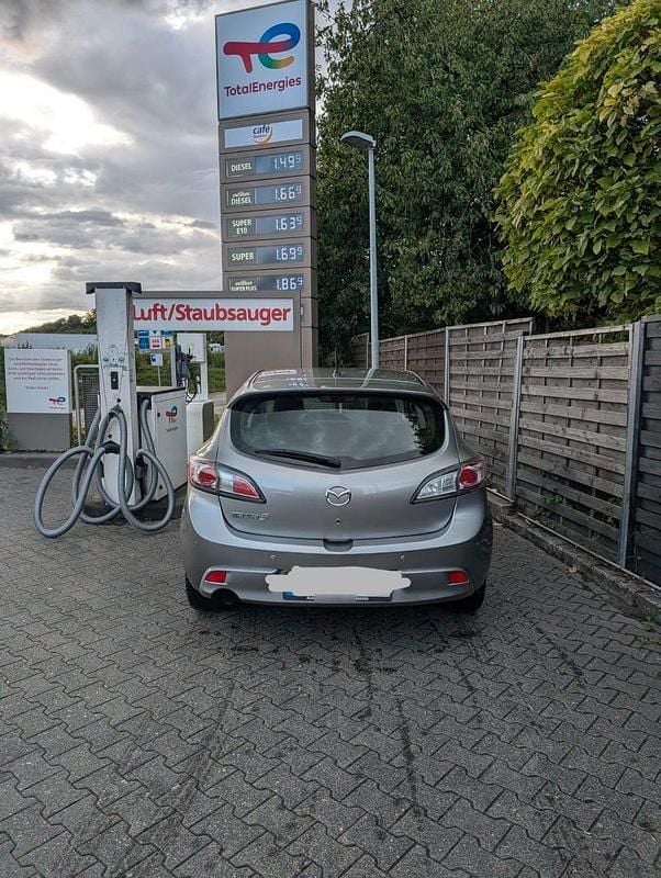 Gebraucht Mazda 3 105 PS (77 kW) 2011 Silber Limousine